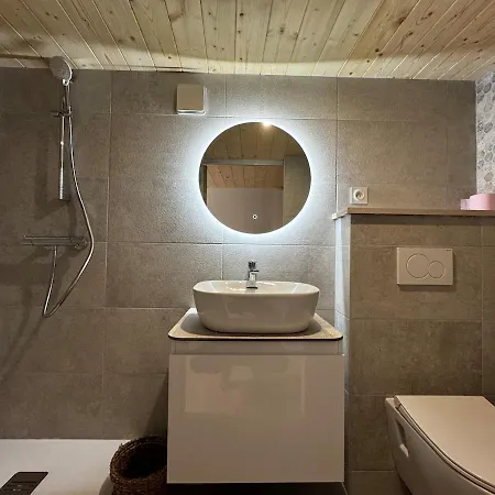 Maison Les Vignes Centre 3 3 Salle De Bain * Anse